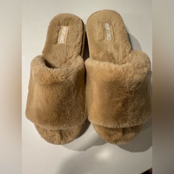 Muk luk platform slippers - Picture 1 of 2